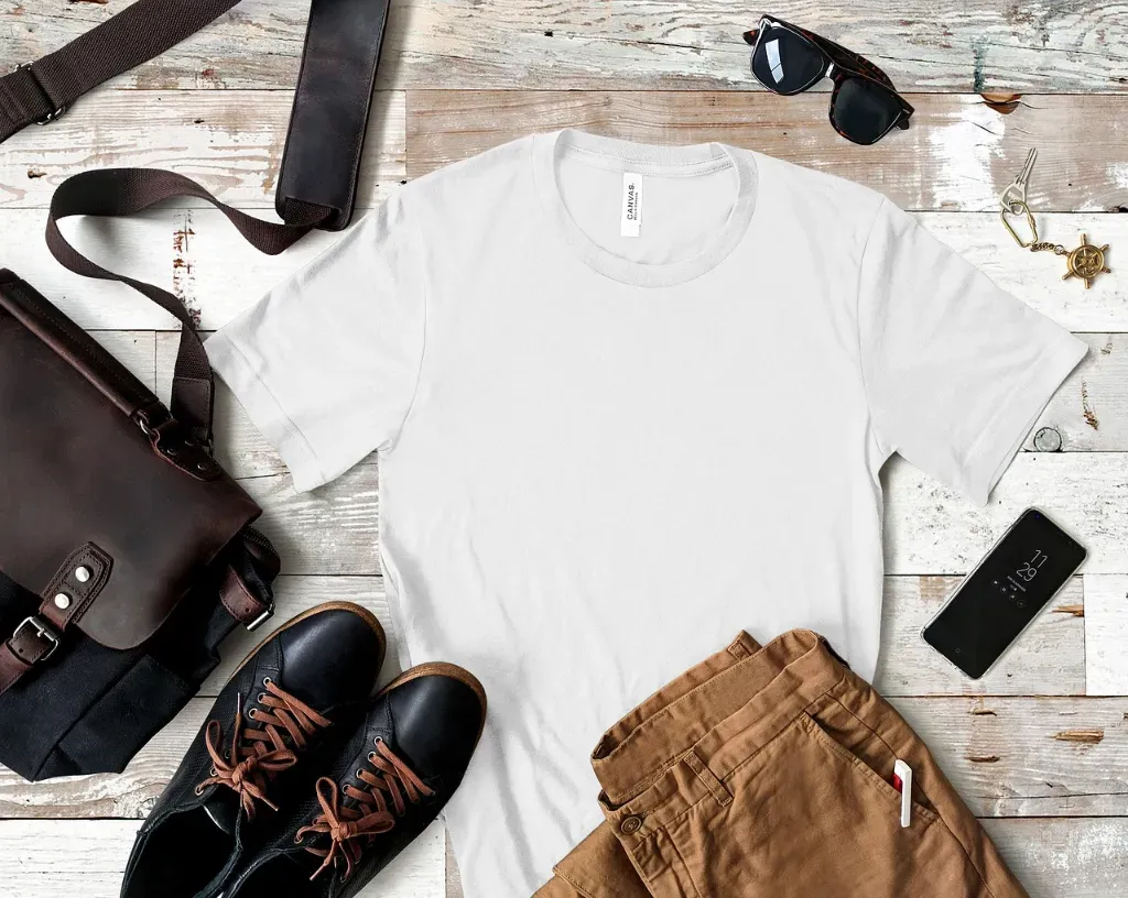 Jak nosić t-shirty męskie elegancko